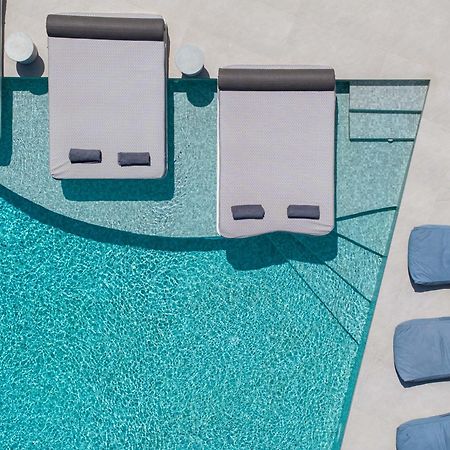 Cuore Santo Suites Fira  Exterior photo